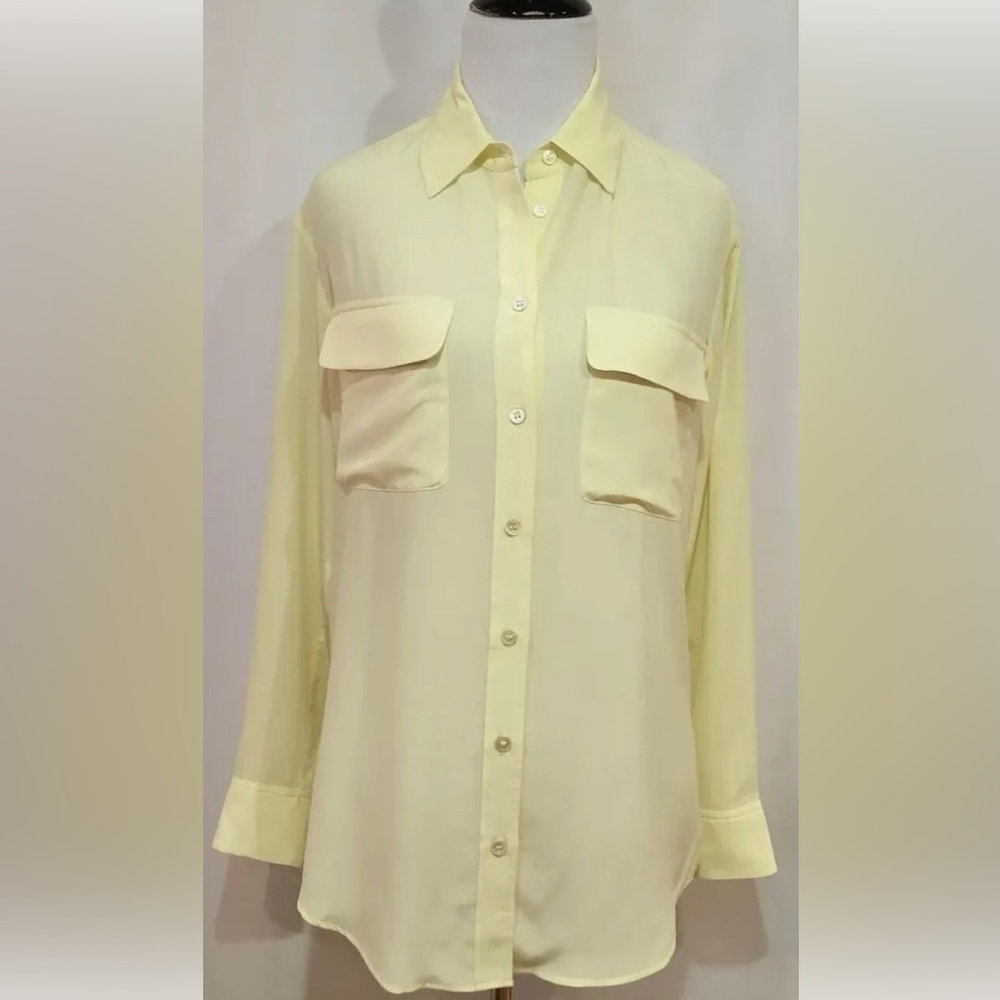 Equipment essentials shirt in size small